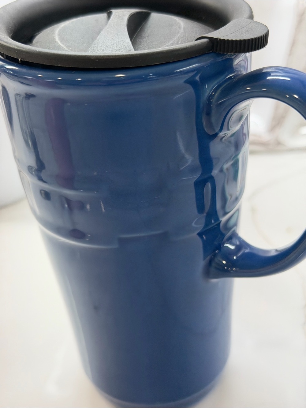 Longaburger travel mug with lid